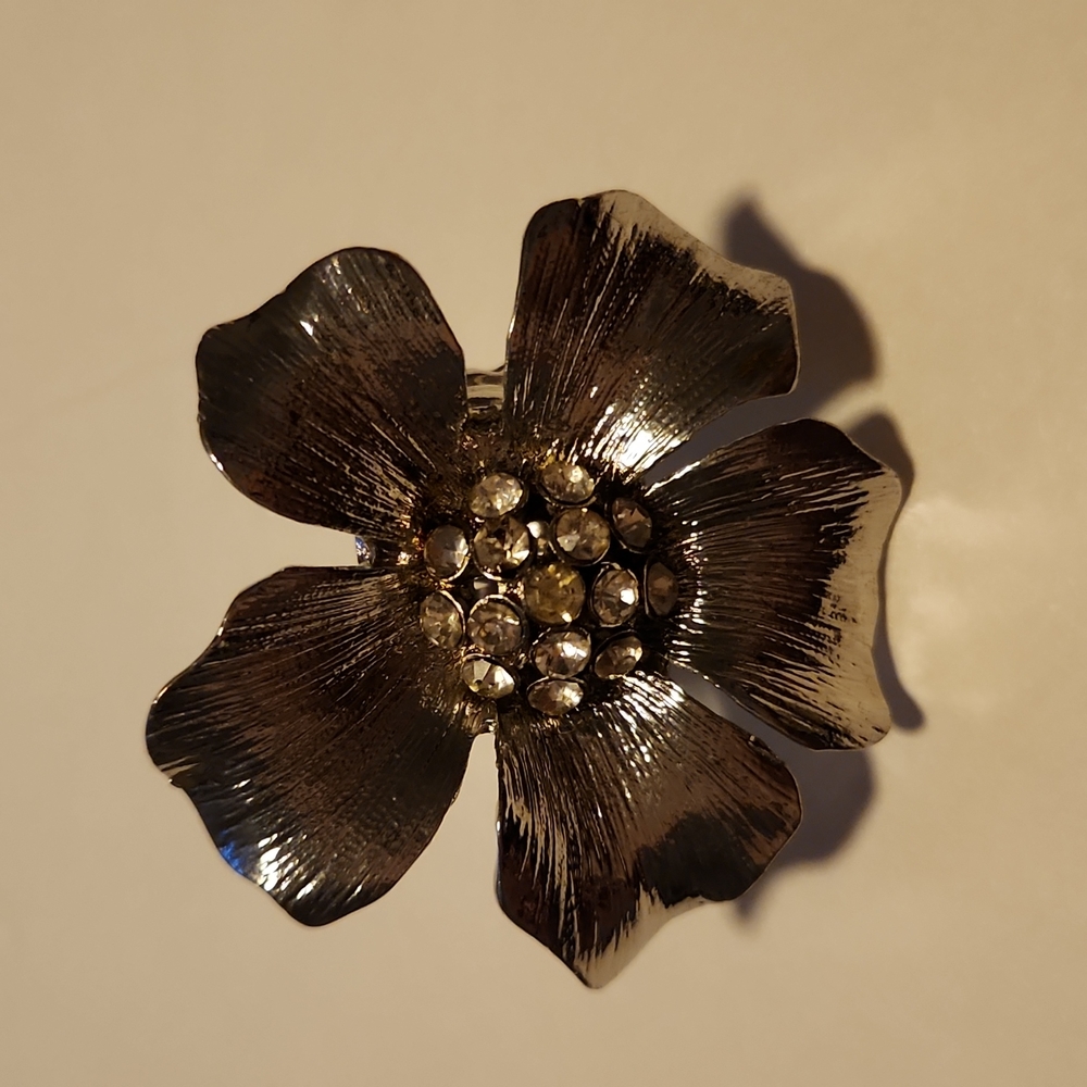 Silver Flowers Diamond Statement Ring - image 2